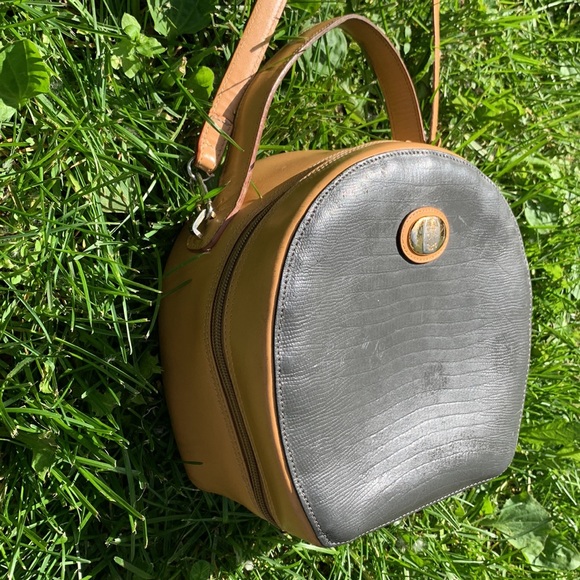 Mark Cross crossbody vintage tan gray - Picture 2 of 16